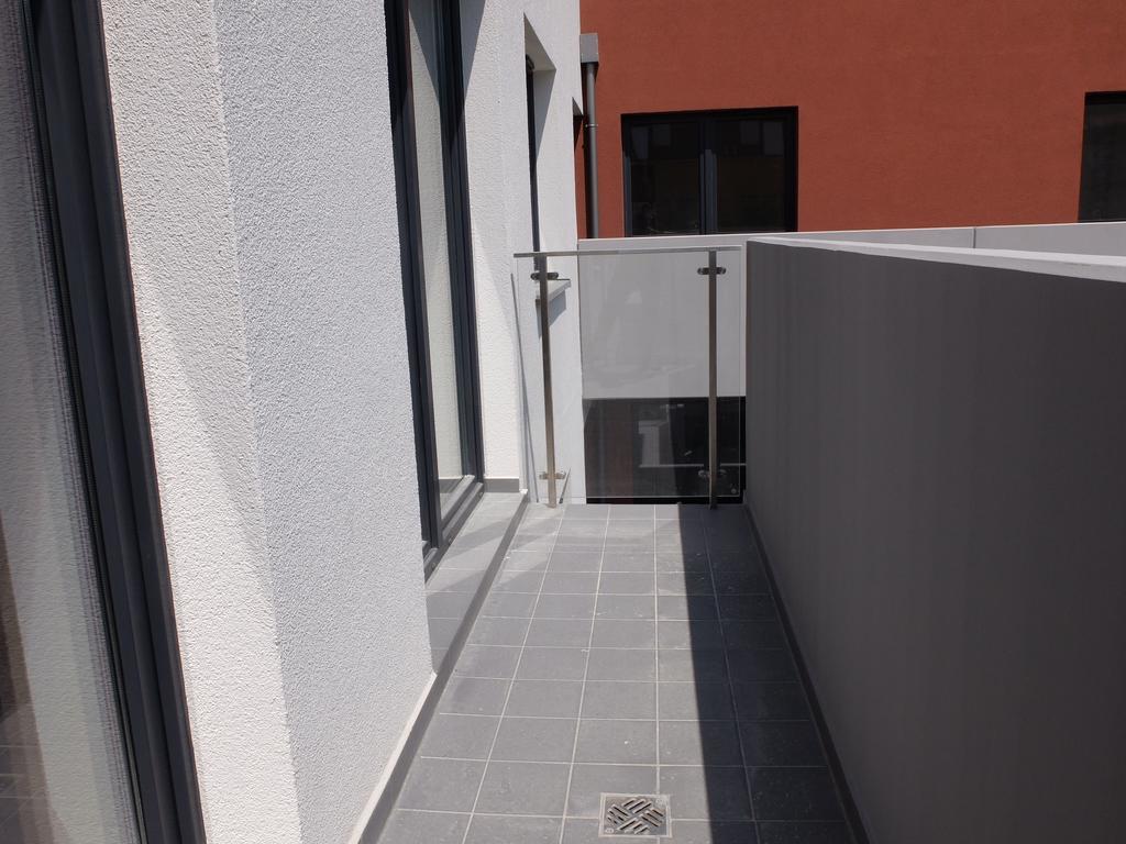 Pixel White Apart Wrocław Exterior foto